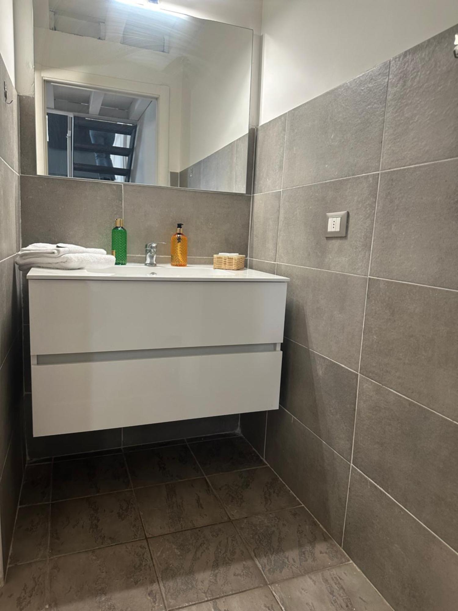 Star Dust Apartment Milan Luaran gambar